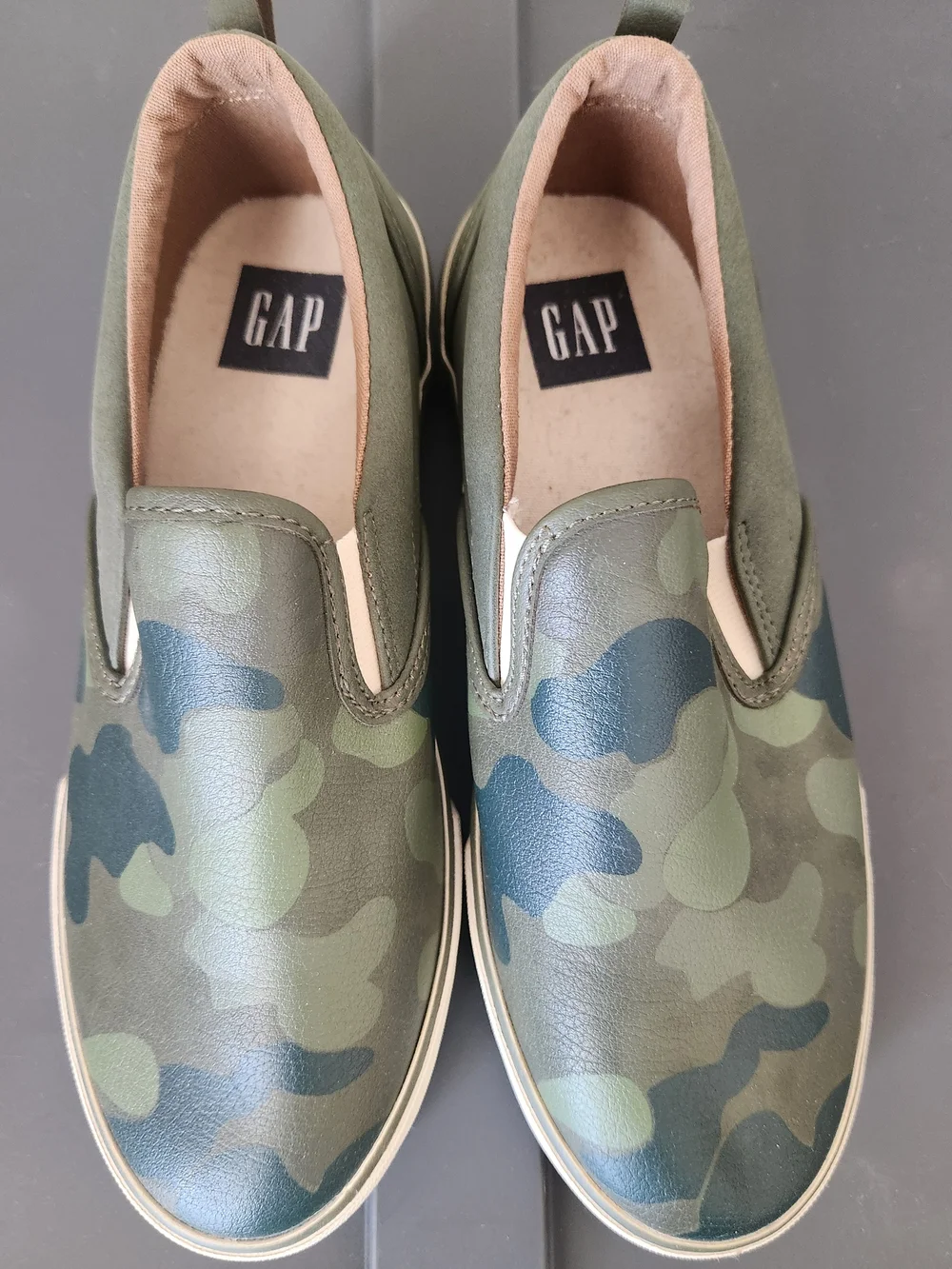 GAP Kid’s Slip-On Camouflage Sneakers - Olive Camo